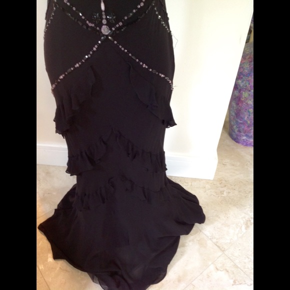 #34. Evening gown - Beaded silk evening gown - Picture 7 of 8